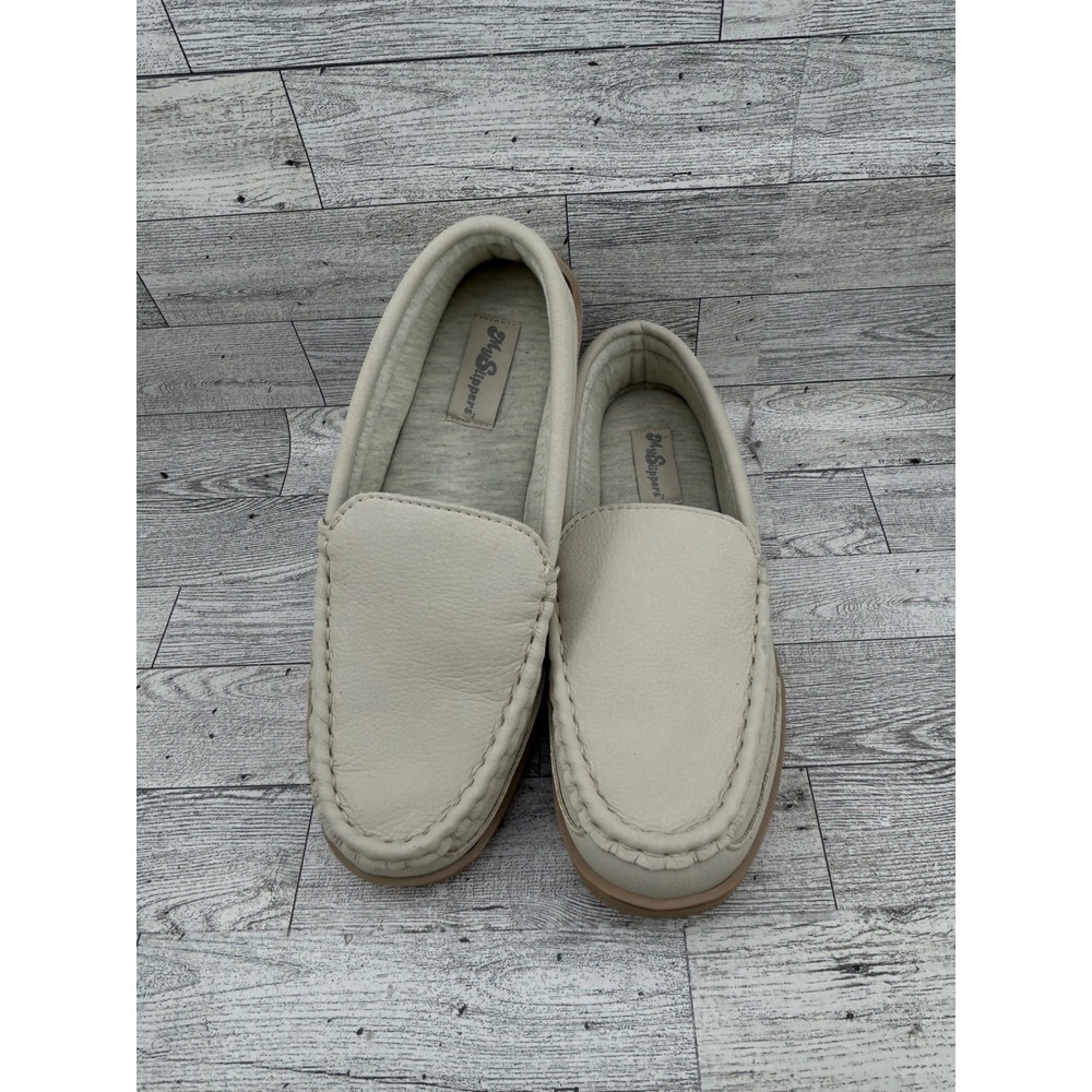 MySlippers MyPillow Women Sz 7 Cream Leather Moccasin Slippers‎ 74468-03 Loafers